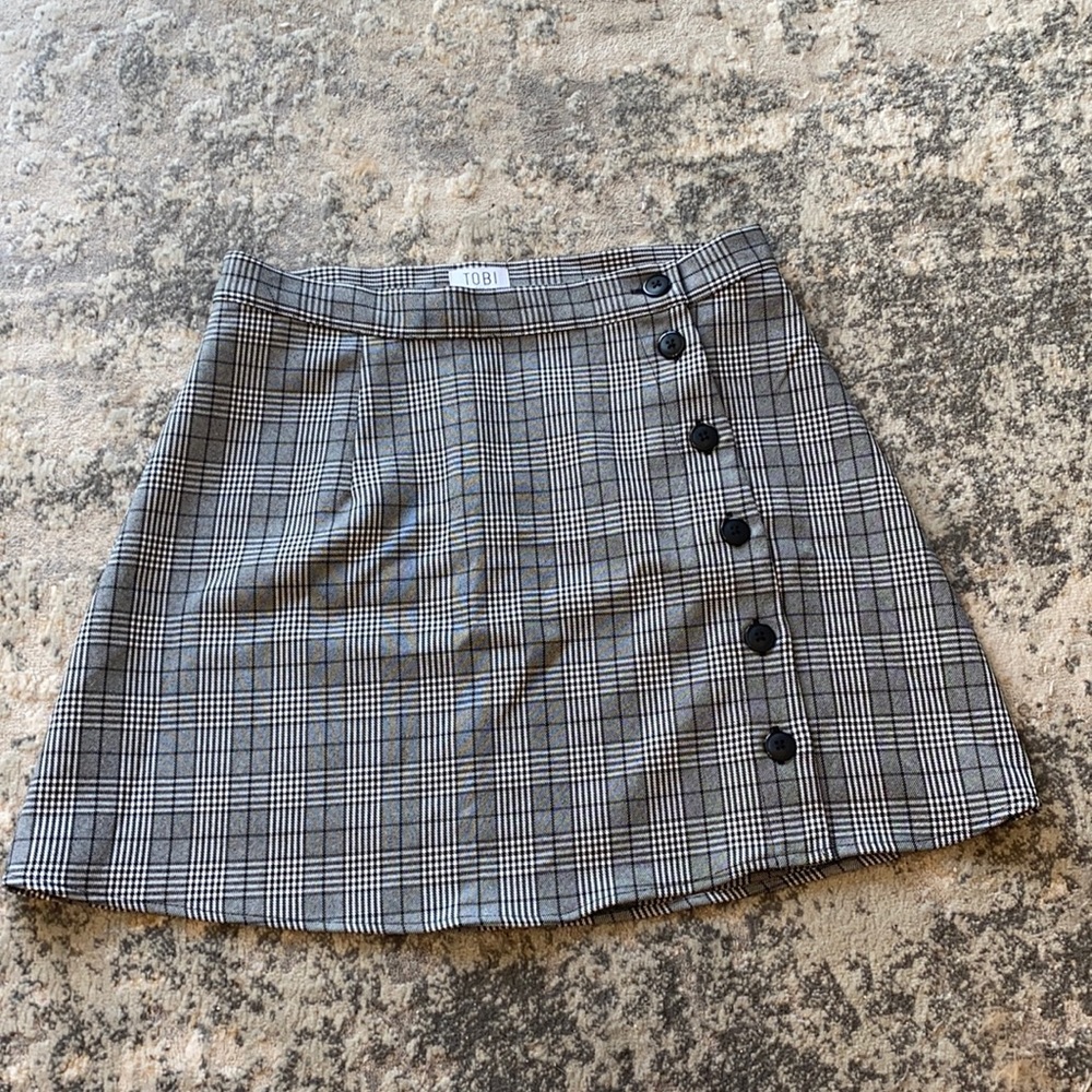 mini skirt